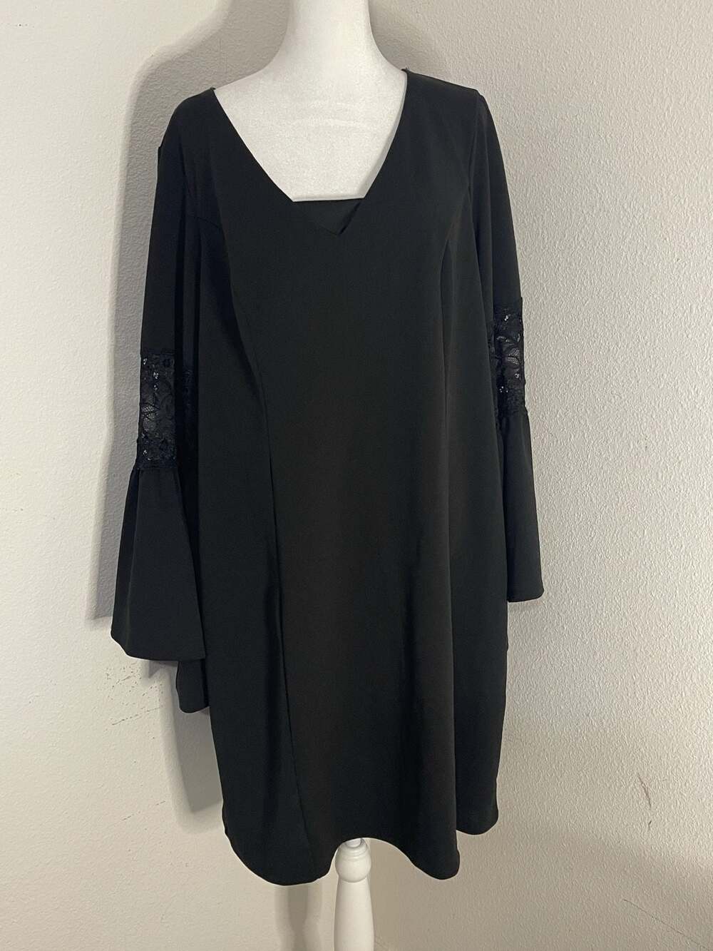 Love Squared 2X Black V-Neck Bell Sleeve Dress Sheer Lace Detail Shift goth